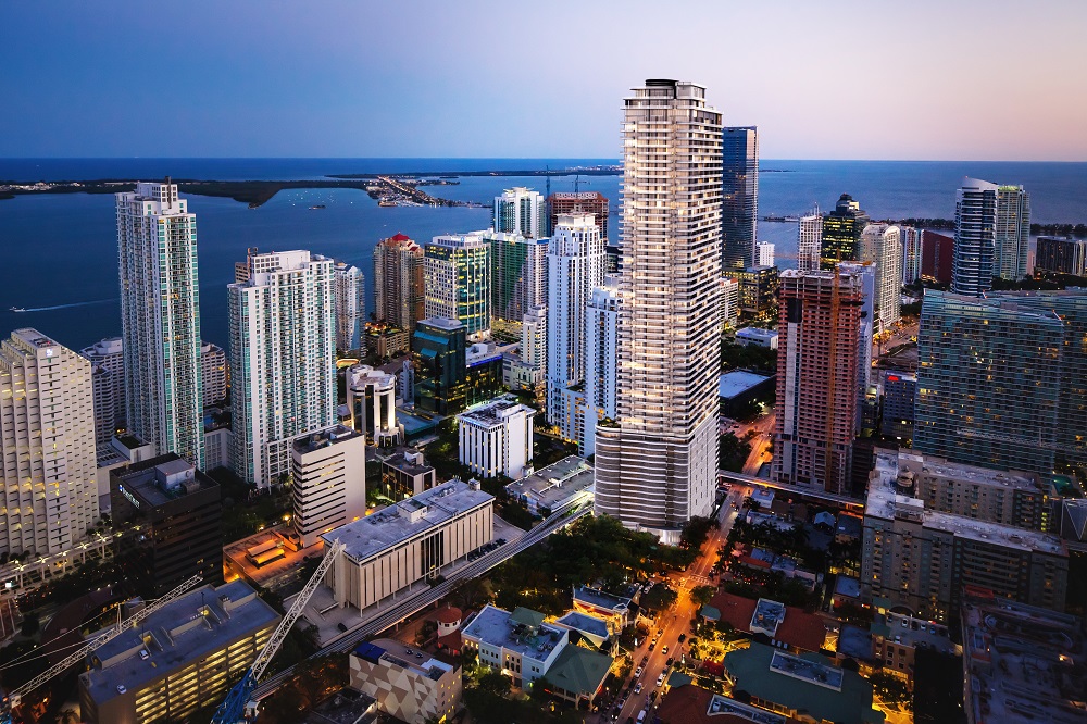 Brickell Flatiron - Florida Waterfront Condos